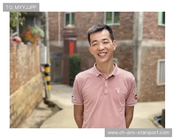 世界冠军点外卖被粉丝撞见:偶像的平凡一面暖心揭秘 世界冠军点外卖被粉丝撞见:偶像的平凡一面暖心揭秘