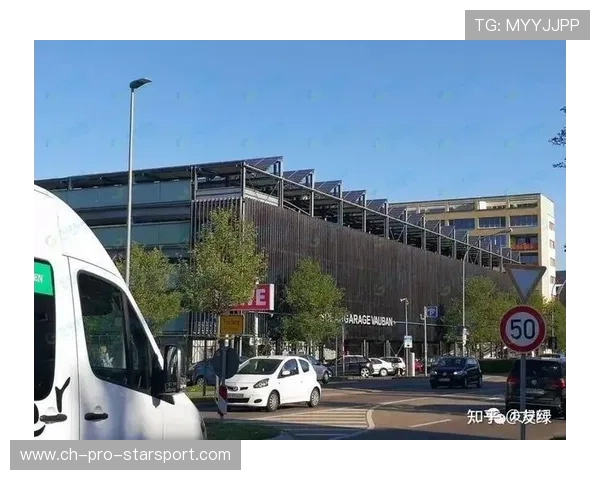 弗莱堡迎来试金战，多特不能松懈，弗莱堡市